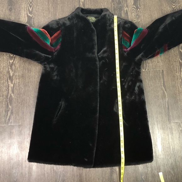 Vintage 1970’s Faux Fur Coat - Picture 7 of 10